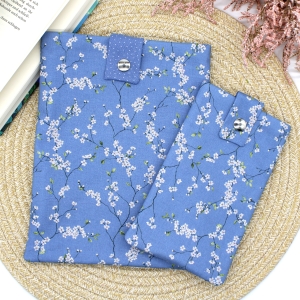 Buchhlle-Buch-Taschenbuch-Geschenkidee-blau-Blmchen