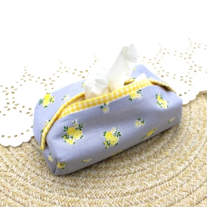 Taschentcherbox-fr-ein-Pckchen-Taschentcher-gelb-grau-Blmchen