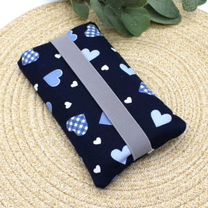 Handyhlle-aus-Baumwollstoffen-wattiert-Herzen-blau-11x19cm