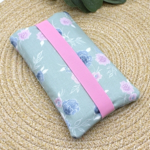 Handyhlle-aus-Baumwollstoffen-wattiert-mint-rosa-Blumen-11x19cm