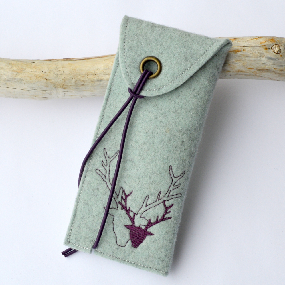 Bild 1 von Etui Filzetui  Stifteetui Brillenetui Hirsch  / (Variante Farbe) eisblau lila