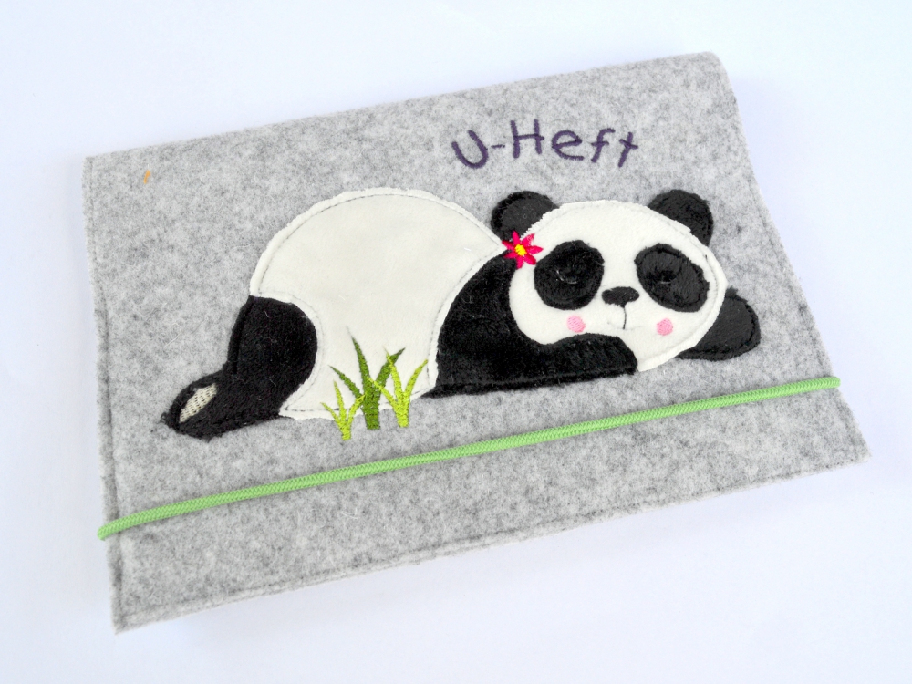 Bild 1 von U-Hefthülle aus Filz mit Pandabär grau  / (Variante) mit Schriftzug 