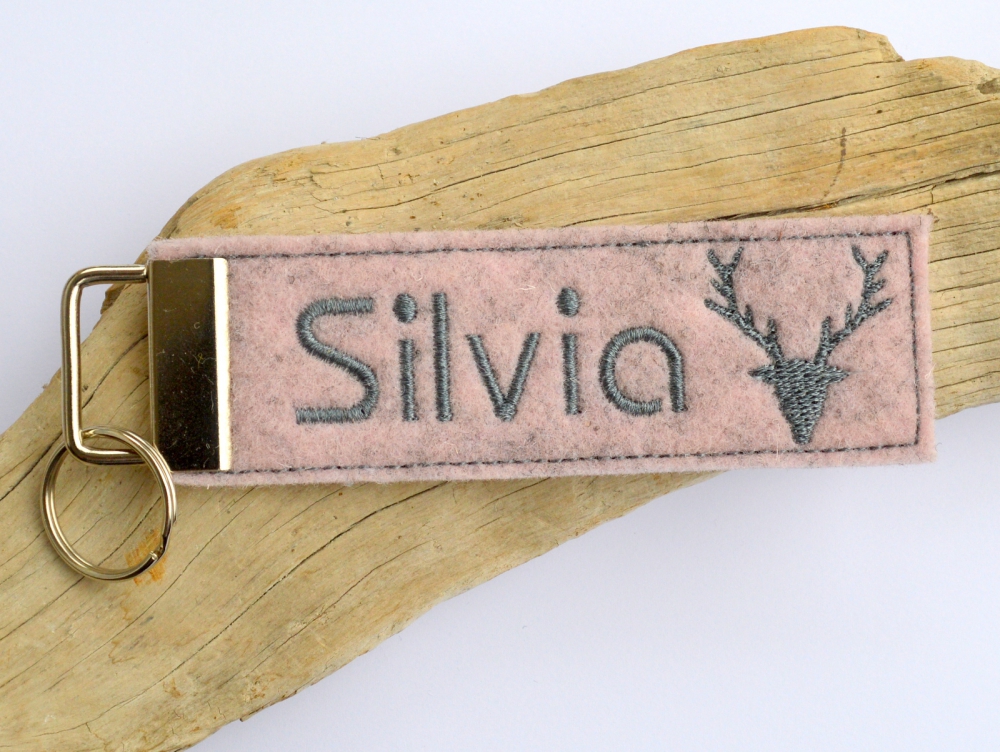Bild 1 von Schlüsselanhänger Filz mit Name und Hirsch  / (Variante) rosa grau Blockschrift Hirschgeweih