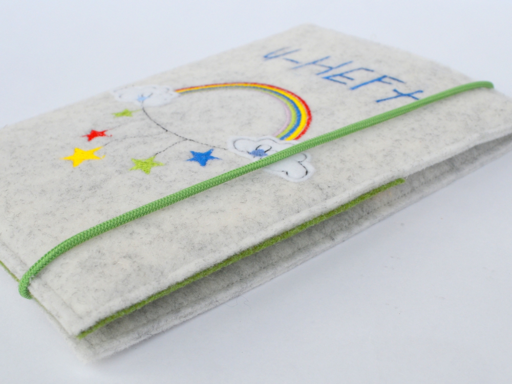 Bild 1 von U-Heft Hülle aus Filz mit Regenbogen  / (Variante) mit Schriftzug 