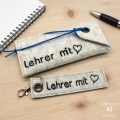 Etui Filzetui Stifteetui Lehrer SET mit Schlüsselanhänger hellgrau