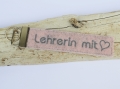 Bild 2 von Schlüsselanhänger Lehrerin mit Herz