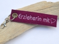 Bild 2 von Schlüsselanhänger Filz Erzieherin mit Herz