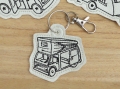 Schlüsselanhänger bunter Mix Camping Sommer  / (Variante) Bus mit Öse und Schlüsselring