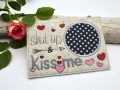 Mug Rug Filzuntersetzer shut up & kiss me