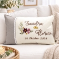Kissen zur Hochzeit mit Name und Blumen  45x30cm